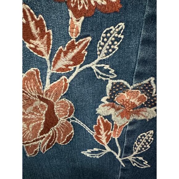 Style & Co. “Botanical Shine” size 16 boyfriend jeans. - Picture 8 of 12